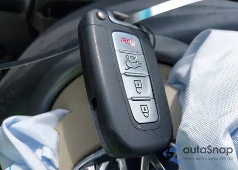 2011 Kia Soul ! from USA, damaged, VIN KNDJT2A26B7340660